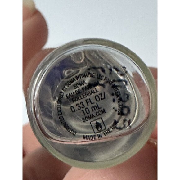 Soma Citron & Driftwood Eau De Parfum Perfume Rollerball 0.33 Fl Oz - Picture 4 of 8